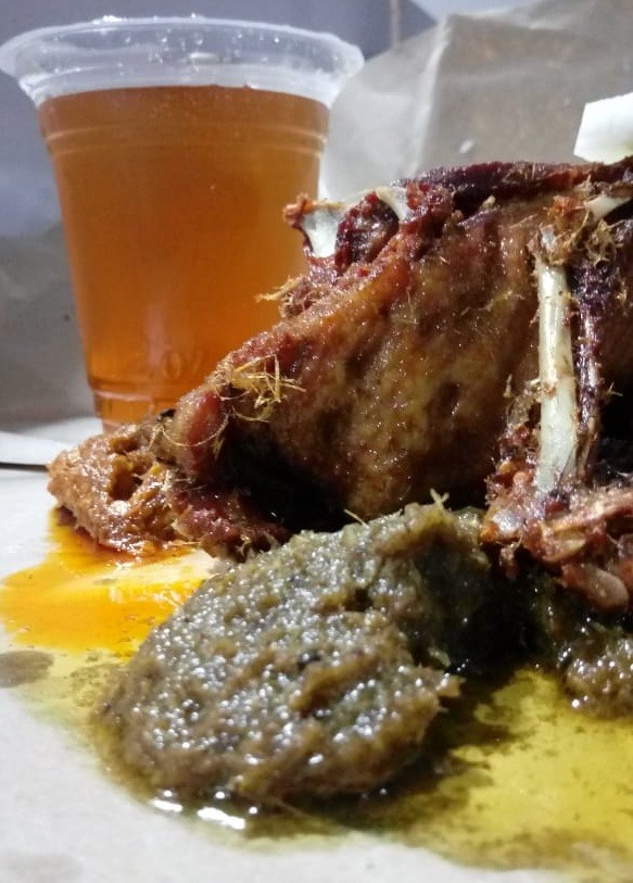 Enaknya Makan Malam Bebek Goreng Ibu Sutami