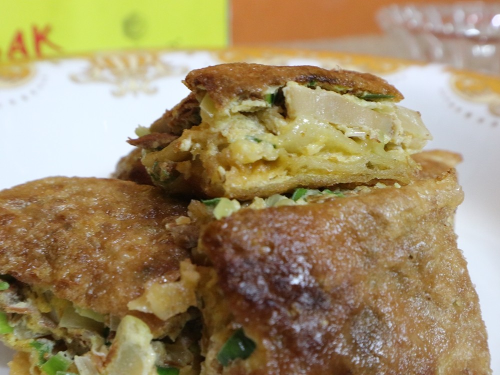 martabak goreng tuna jamur dari istabak