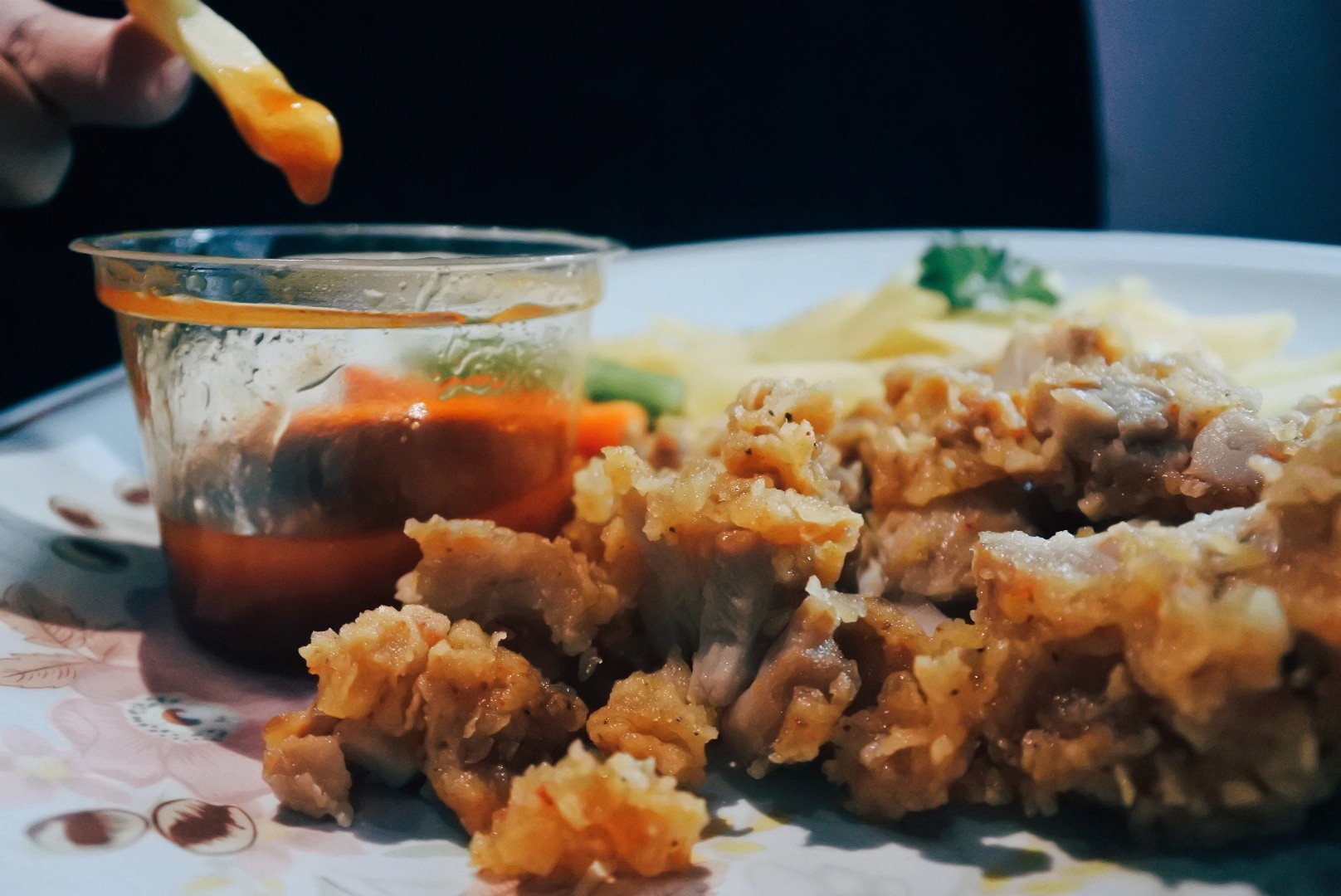 Terpikat Kerenyahan Crispy Cripzza di Kandang Ayam