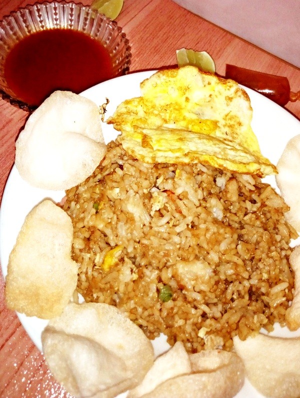 Nasi Goreng Merah dan Nasi Goreng Jakarta