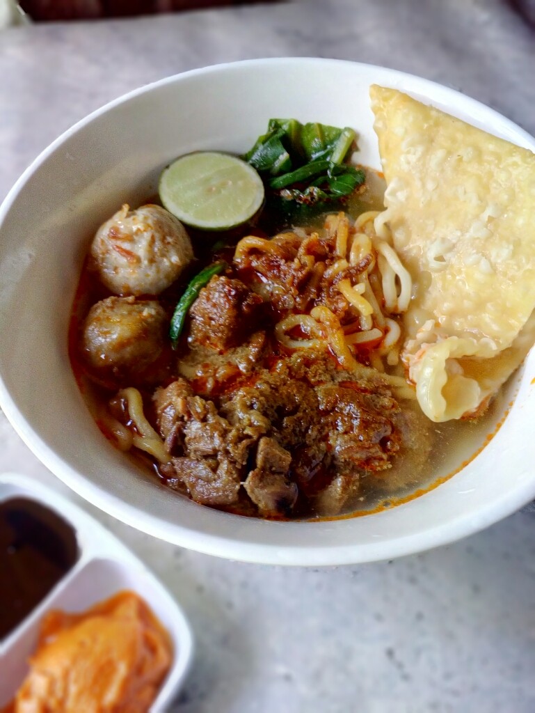 Bakso dan mie ayam rasa baru di Warung Bakso Mas Cingkrank