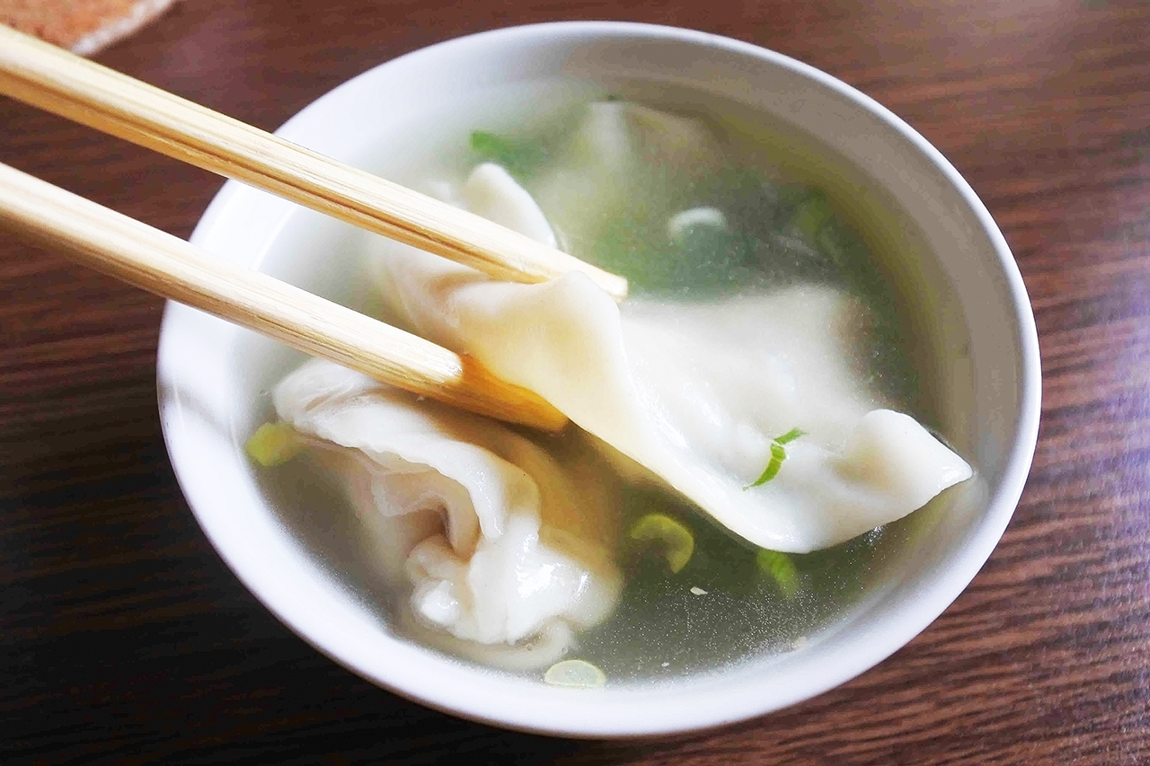 pangsit dari mie ayam bojoloro