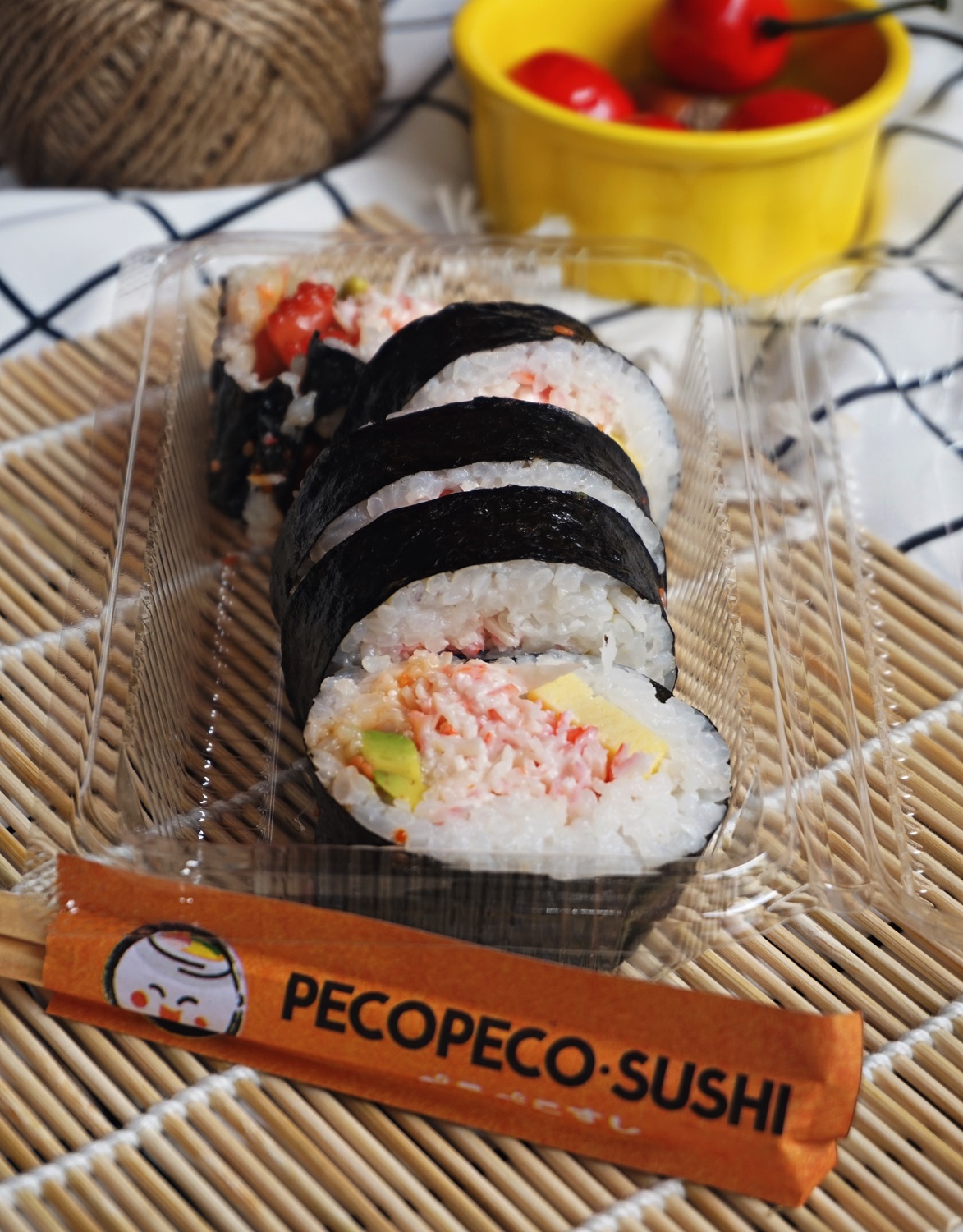 Tempat Rekomendasi Makanan Jepang Enak Di Surabaya, Peco-Peco Sushi
