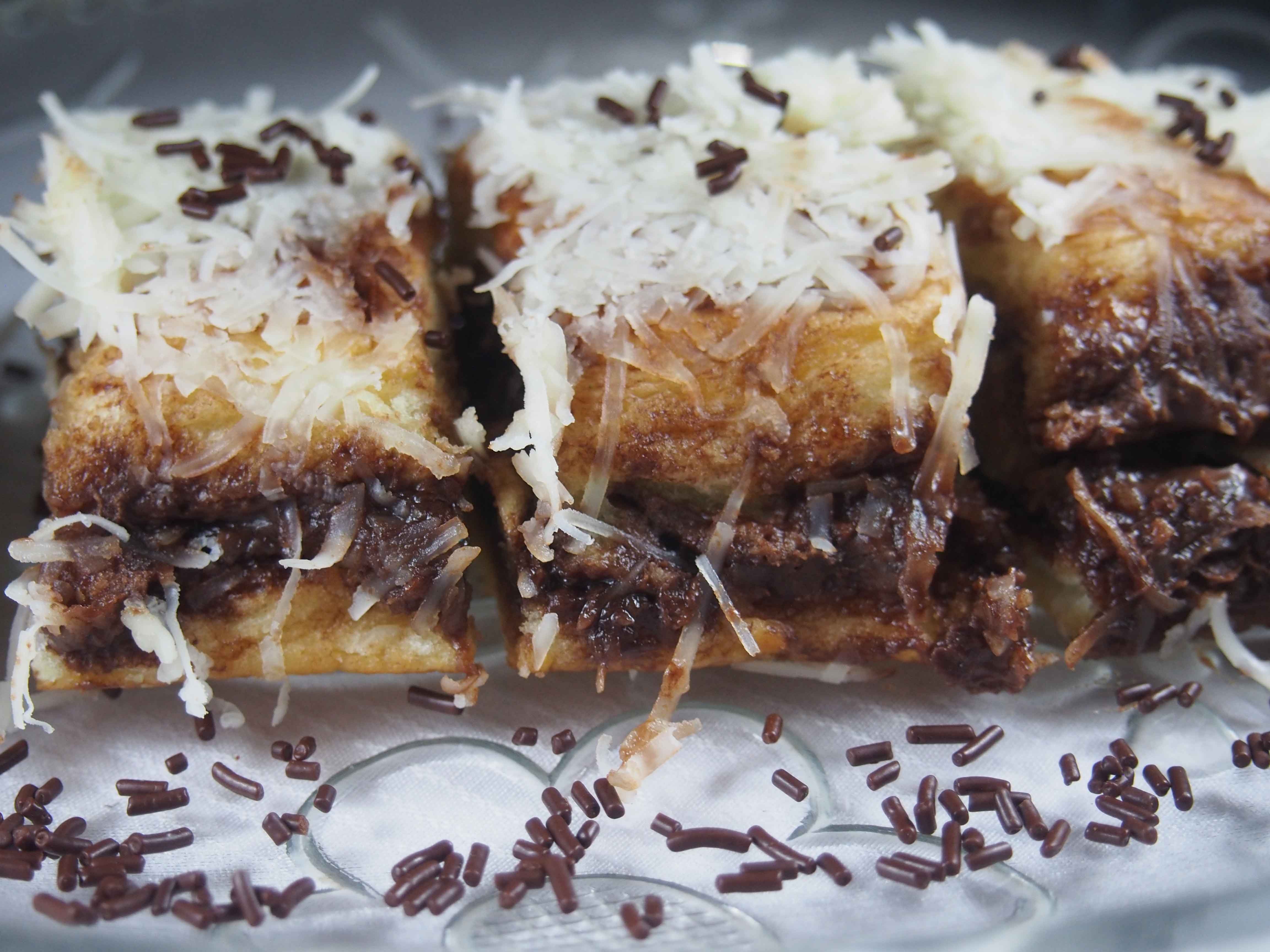Roti John Jakarta, Roti Isi Kekinian di Ibu Kota