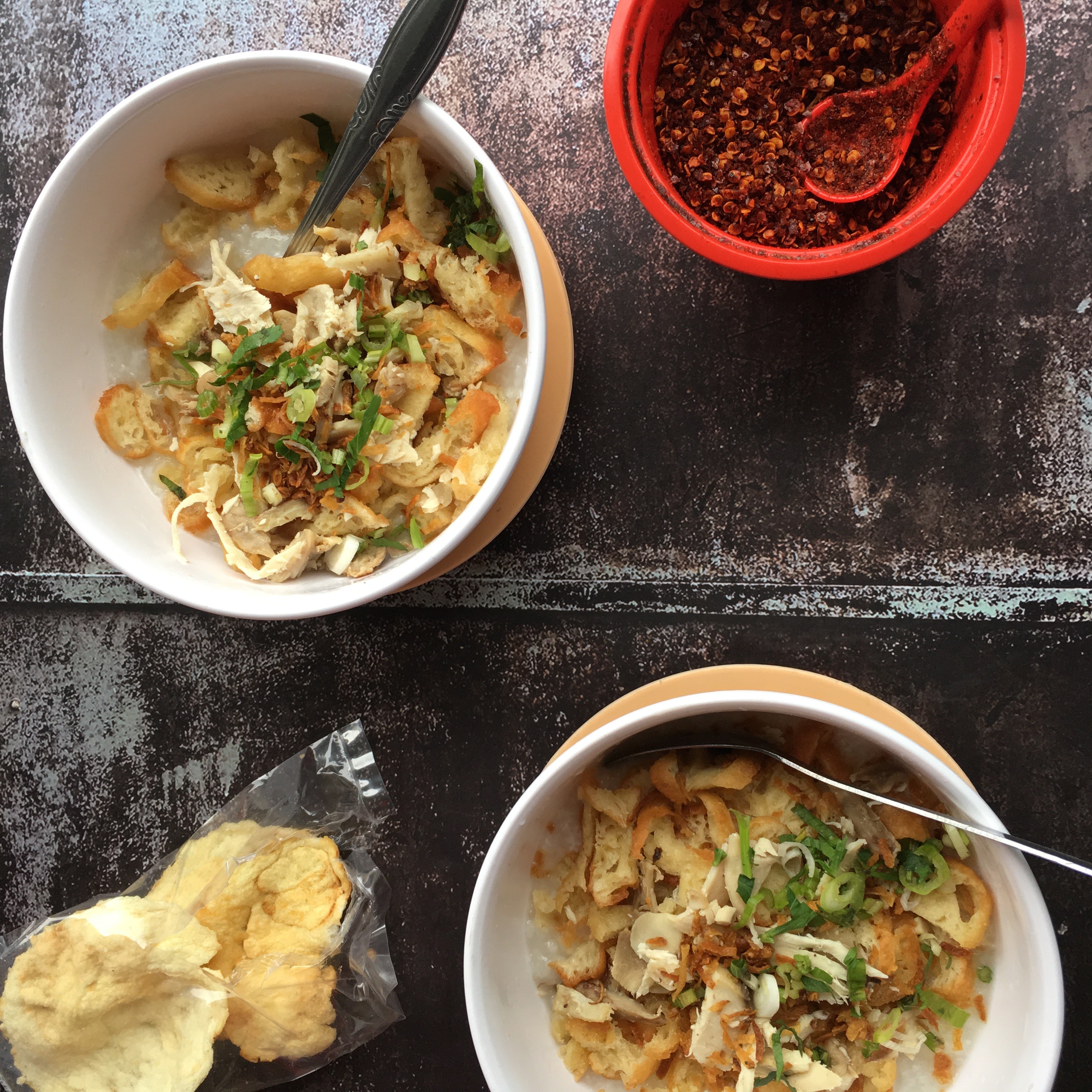 Sarapan Pagi dengan Bubur Ayam ala Singapore dari Bubur Fay