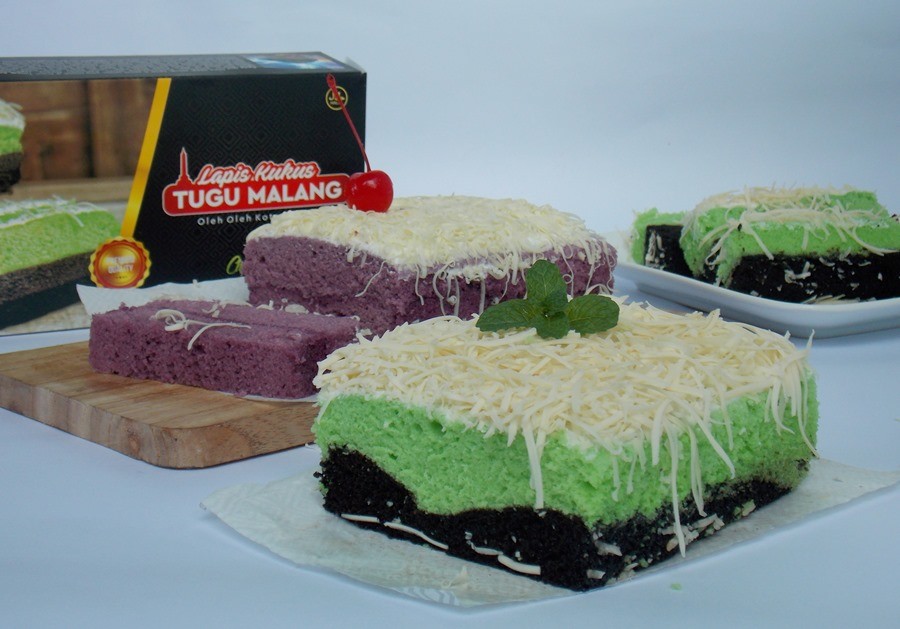 Lapis Kukus Tugu Malang, Kue Lapis Nikmatnya Berlapis-lapis