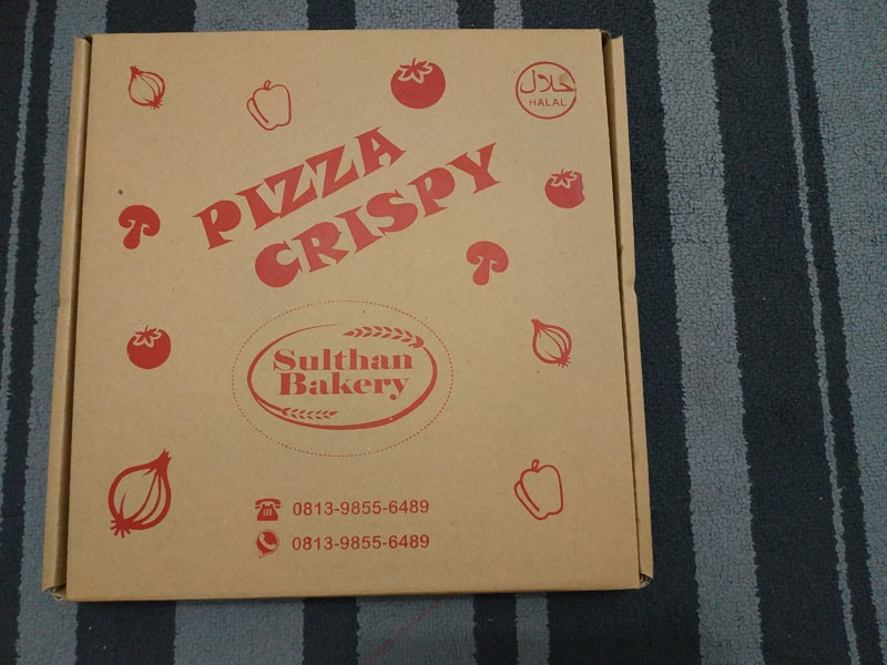 Rekomendasi Makanan Enak di Tangerang : Pizza Crispy Daging Kambing yang Unik Dari Sultan Bakery