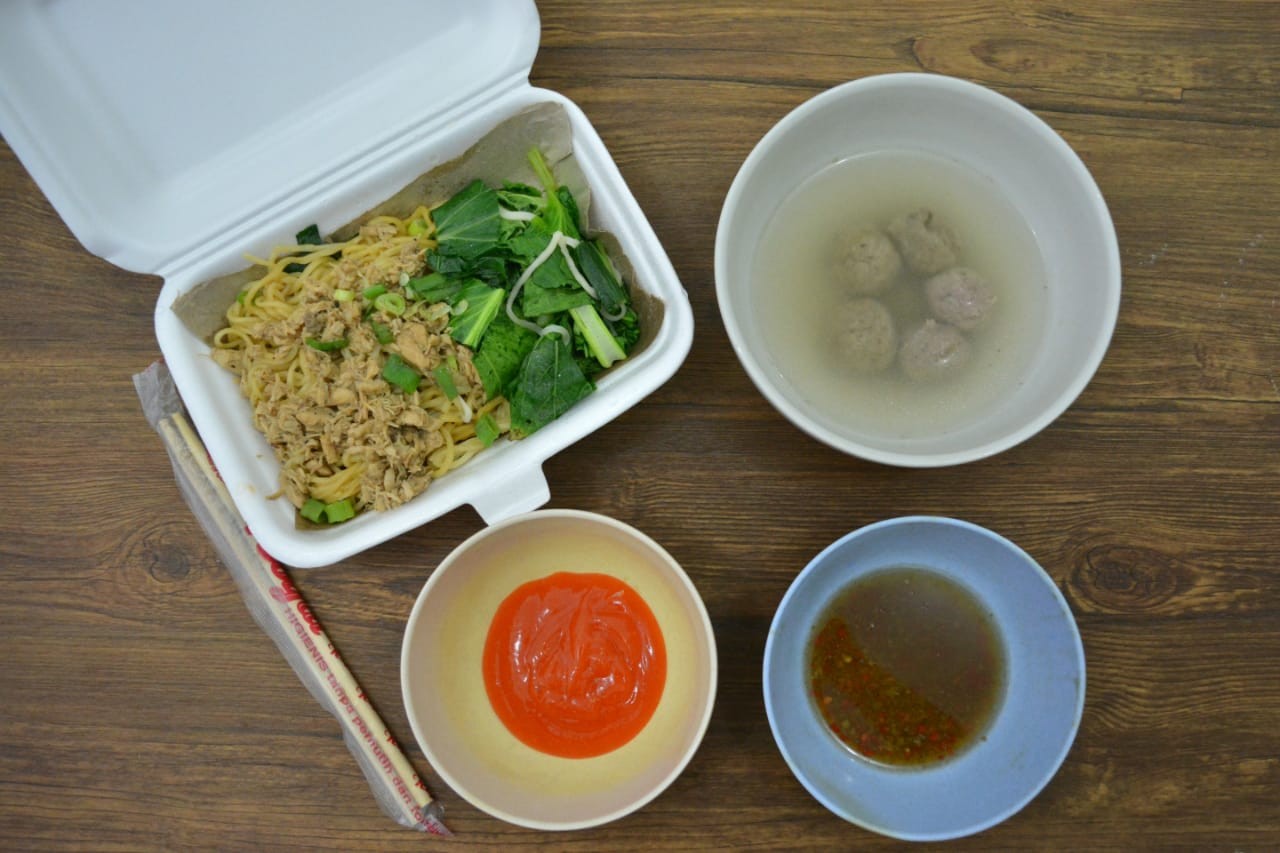 Bakso dan Mie Ayam Paling Enak di Cilebut? Ya di Podomoro Tempatnya