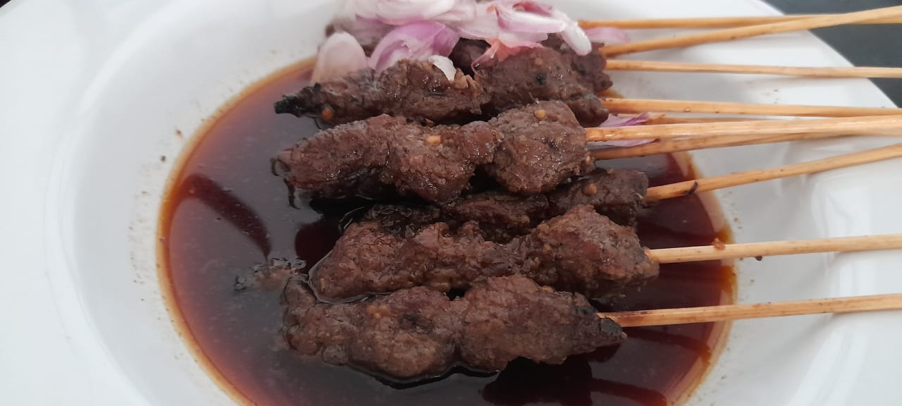 Sate sapi cucuk manis